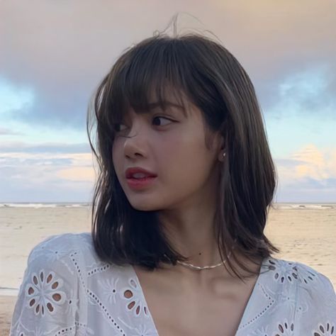 blackpink lisa icon Lisa Icon, Blackpink Lisa, A Woman, On Twitter, Twitter