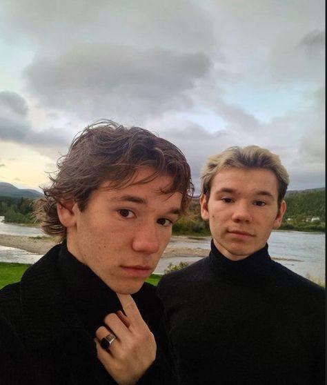 #marcusgunnarsen #martinusgunnarsen #marcusandmartinus Marcus Black, Marcus & Martinus, Macrame Patterns Tutorials, Future Boyfriend, Best Artist, Roll Neck, Celebrity Crush, My Pictures, Instagram Photos