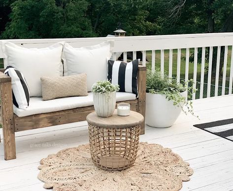 Black and White Outdoor Space | Inspiration 50 Pottery Barn Black, Black Couches, Pool Lounge Chairs, Parisian Bistro, Black And White Pillows, Pool Lounge, Black Coffee Tables, Black Chair, Black Cushions