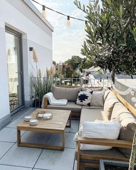 9 Balcony Decor Ideas We’re Stealing From Instagram | Hunker Porto Photography, Ideas Terraza, Small Patio Decor, Balkon Decor, Patio Terrace, Balcony Design Ideas, Terrace Decor, Small Terrace, Rooftop Terrace Design