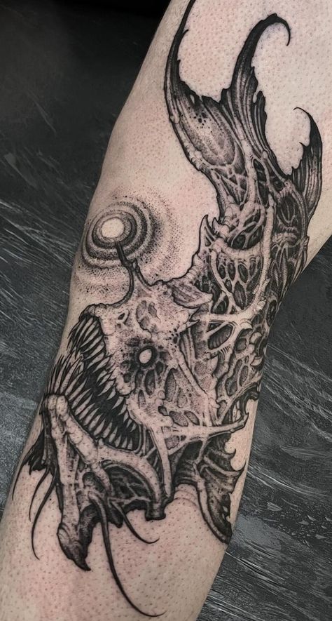 Organic Gothic Tattoo, Dark Sea Tattoo, Scary Fish Tattoo, Gothic Ocean Tattoo, Dark Sketches, Gothic Octopus Tattoo, Arte Dark, Eye Tattoos, Tattoo Neck