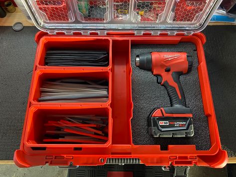 #milwaukeetools #packout #kaizeninserts Milwaukee Packout Ideas, Work Truck Organization, Milwaukee Tool Box, Toolbox Ideas, Van Organization, Kaizen Foam, Truck Organization, Milwaukee Power Tools, Milwaukee Packout