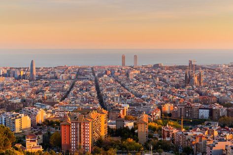 Barcelona skyline in the afternoon at Golden Hour Barcelona Skyline, Barcelona Photography, Moving To Barcelona, Visit Barcelona, Gothic Cathedrals, Barcelona Hotels, Barcelona City, Perfect Weather, How To Speak Spanish