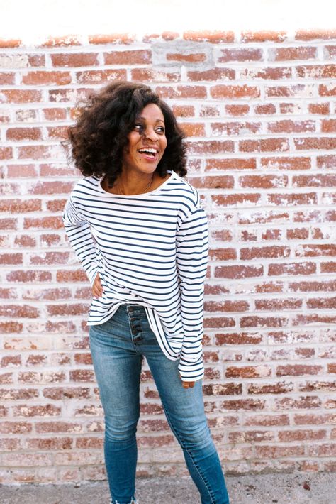 Blue And White Striped Sweater, Sweater With Jeans, Style Uniform, Rachel Hollis, White Striped Sweater, Uniform Fashion, Clothes Ideas, Striped Sweater, Stylish Fashion