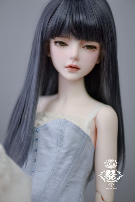 Doll Beauty, Bjd Dolls Girls, Fairy Art Dolls, Aesthetic Outfit Ideas, Trendy Flowers, Anime Dolls, Artist Doll, Digital Art Anime, Doll Repaint