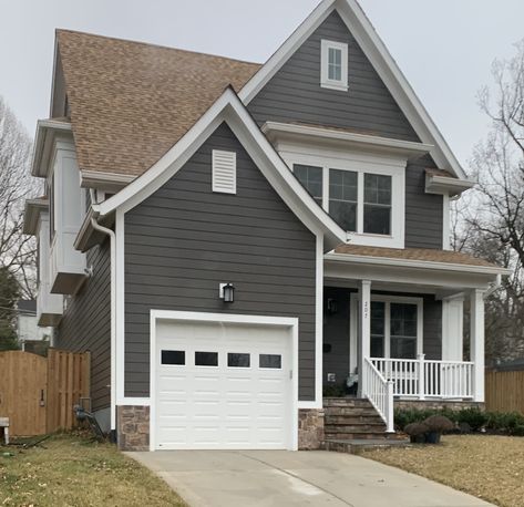 Grey Siding Brown Roof, Siding With Brown Roof, Dark Siding House, Dark Grey Siding, Grey Vinyl Siding, Dark Grey Houses, Vinyl Siding Colors, House Renos, Spec House