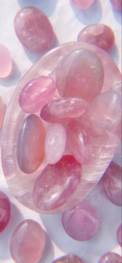 Rose Quartz Crystal Wallpaper, Rose Quartz Aesthetic, Quartz Aesthetic, Crystal Wallpaper, Pink Gemstones, Quartz Crystals, Rose Quartz Crystal, Crystal Shop, Crystal Gems