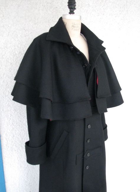 Overcoat with cape for men. Inverness Coat, Custom Tailored Suits, Dark Academia Fashion, Academia Fashion, Fashion Male, Wool Cape, Coat Patterns, Inverness, Tailored Suits