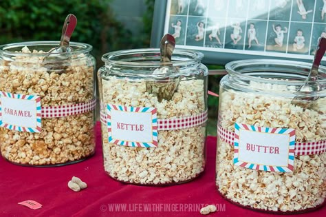 Carnival Birthday Party Theme Food, Second Birthday Circus Theme, Circus Dessert Table, Carnival Birthday Party Food Ideas, Circus Food Ideas Snacks, Circus Themed Drinks, Carnival Theme Food Ideas, Circus Birthday Party Food, Circus Themed Party Food