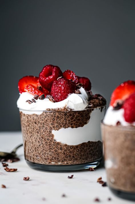 Chocolate Chia Pudding - Wife Mama Foodie Dark Chocolate Chia Pudding, Chia Pudding With Yogurt, Chia Pudding Chocolate, Recipes Chili, Creamy Chocolate Cheesecake, Pasta Bread, Sandwich Lunch, Chia Recipe, Bread Sandwich