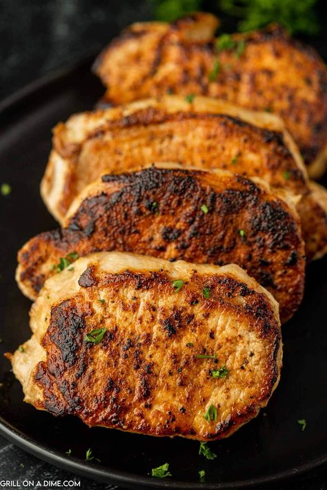 Blackstone Pork Chops Recipe - grillonadime.com Pork Chops On Blackstone Griddle, Thick Cut Pork Chop Recipes, Fried Boneless Pork Chops, Blackstone Ideas, Pork Loin Chops Recipes, Cooking Boneless Pork Chops, Hawaiian Pork, Thick Cut Pork Chops, Outdoor Griddle