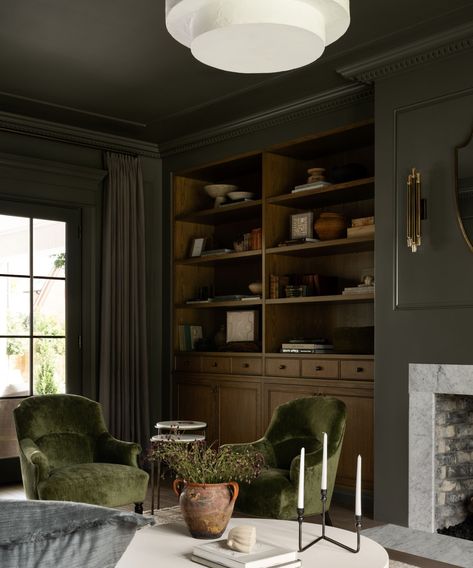 Studio Mcgee Library Room, Lindsey Black Interiors, Modern English Interior, English Interior Design, Craftsman Living Room, Shea Mcgee, Dark Living Rooms, Tudor Revival, Interior Design Advice