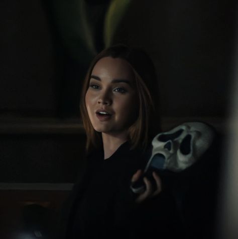 Quinn Bailey Ghostface, Charlie Walker Icon, Quinn Bailey Icon, Scream 6 Icons, Quinn Bailey, Scream Icons, Ghostface Aesthetic, Scream Characters, Liana Liberato