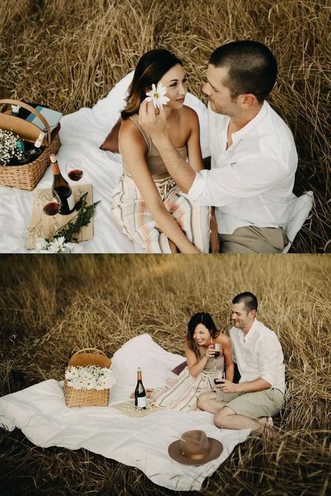 Picnic Pictures Couple, Night Couple Photoshoot, Picnic Couple Photoshoot, Couples Picnic Photoshoot, Date Night Photoshoot, Date Night Couple, Couples Picnic, Picnic Date Night, Couple Picnic