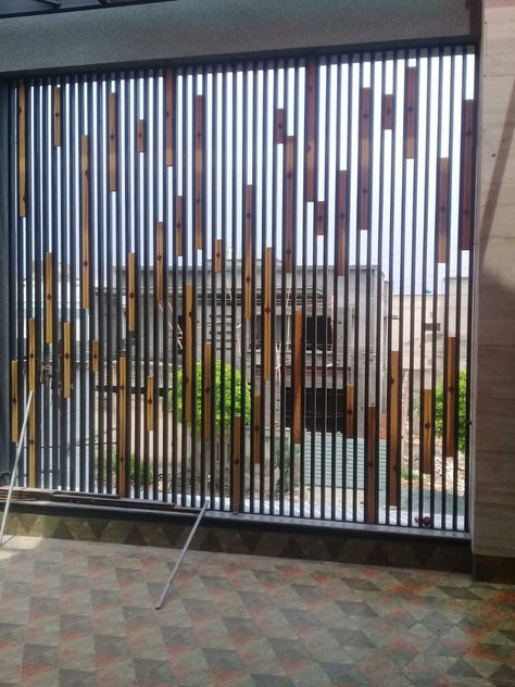 Metal Jaali Design, Balcony Jali Design, Exterior Partition Design, Work Area Grill Design Kerala, Grill Partition Design, Balcony Partition Ideas, Jali Design Exterior, Ms Jali Design, Balcony Safety Grill Design