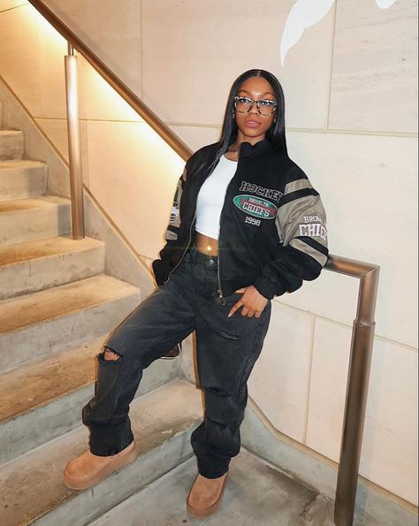 @mikariajanae Mikaria Janae Outfits, Mikaria Janae, Fall Outfits Streetwear, Fall Outfits Black Women, Tomboy Outfits, Chill Outfits, Streetwear Fashion Women, Cute Swag Outfits, Cute Everyday Outfits