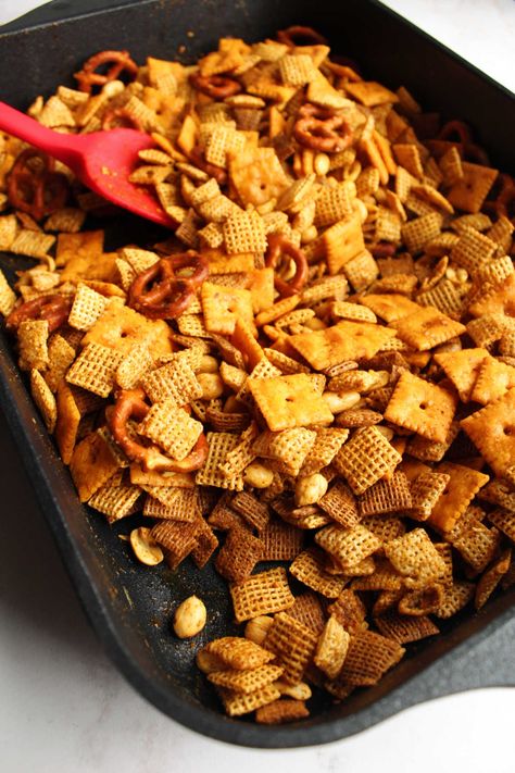 Taco Chex Mix 5 Tex Mex Chex Mix Recipes, Chex Mix Seasoning, Savory Chex Mix Recipes, Starters Snacks, Xmas Snacks, Savory Chex, Savory Chex Mix, Hor Dourves, Homemade Chex Mix Recipe