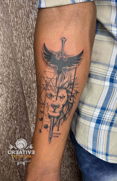 Lion And Phoenix Tattoo, Tattoo Ideas Male Sleeve, Cool Wrist Tattoos For Guys, Punjab Tattoo, Trap Tattoos For Women, Tiger Forearm Tattoo, Egyptian Tattoos, Tattoo Homme, Geometric Lion Tattoo