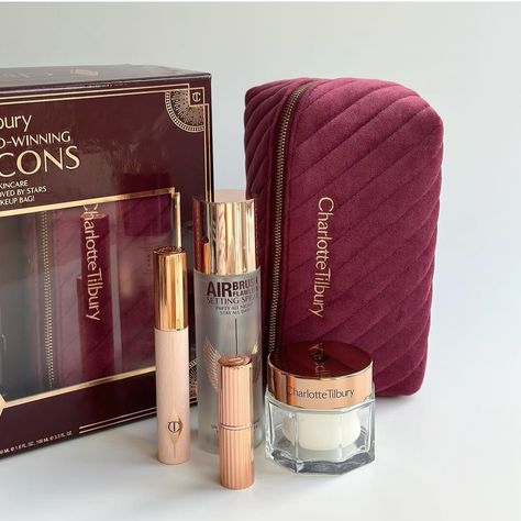 Charlotte Tilbury 👑 Beauty Icons #CharlotteTilbury #beautyicons #georgia #Tbilisi #makeup #skincare #cosmetic #bestseller #სილამაზე #მაკიაჟი #კოსმეტიკა #კანისმოვლა #ნაკრები Charlotte Tilbury Makeup Bag, Charlotte Tilbury Makeup, Beauty Icons, Makeup Bags, Makeup Skincare, Day For Night, Charlotte Tilbury, Makeup Brush, Makeup Brushes