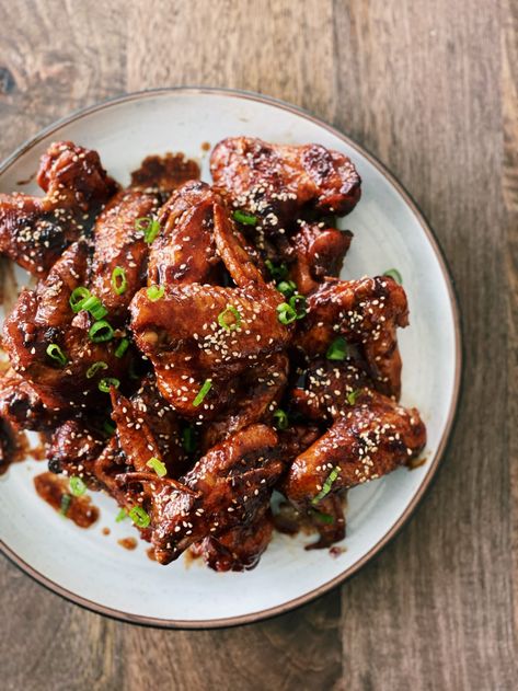 Coca Cola Chicken Wings, Coke Chicken, Coca Cola Chicken, Cola Recipe, Tiffy Cooks, Cola Chicken, Easy Asian Recipes, Chicken Wing Recipes, Wing Recipes