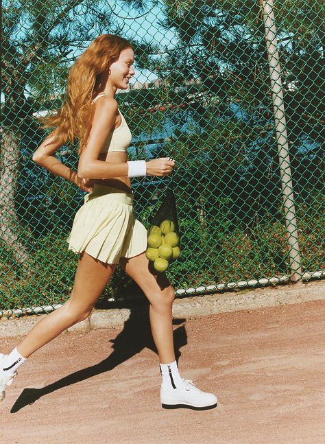 Tna TENNIS SKIRT | Aritzia US Short Couples, Summer Tennis, Tennis Sweater, Periwinkle Dress, Sweater Shorts, East Coast Summer, Tennis Skirt Outfit, Skirts Outfits, Pleated Tennis Skirt