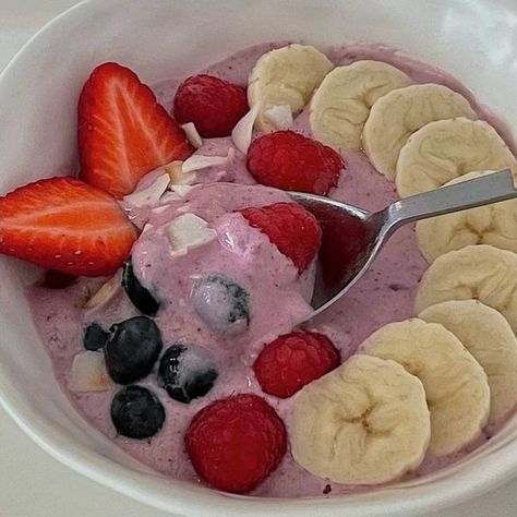 Healthy Food Pink Aesthetic, Vision Board Ideas Aesthetic 2024 Pink, Simple Family Meals, Healthy Food Motivation, Healthy Lifestyle Food, Food Is Fuel, Source Unknown, Food Obsession, Smoothie Bowl