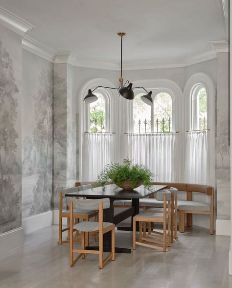 Inspiring Interiors | Susan Harter Muralpapers Scenic Mural, Susan Harter, Wallpaper Dining Room, Dining Room Murals, Wallpaper Dining, Room Murals, Hedsor House, Wood Wainscoting, Classic Dining Room