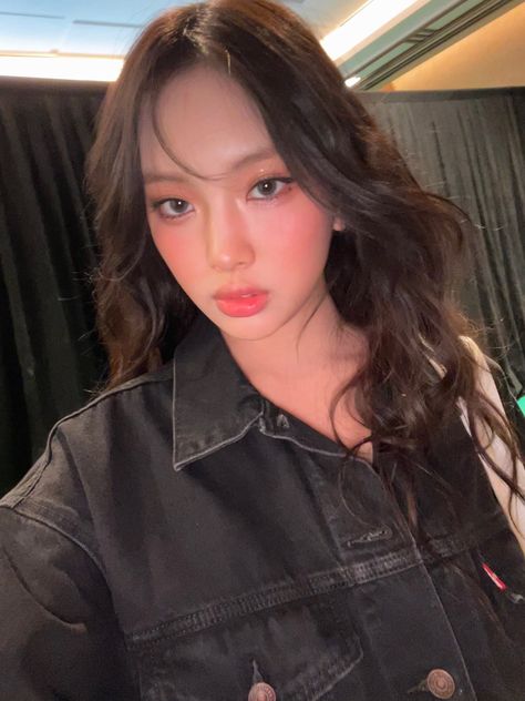 Hyein Selca, Newjeans Selca, Hyein New Jeans, Lee Hyein, Hyein Newjeans, Cutie Patootie, K Pop Music, Hair