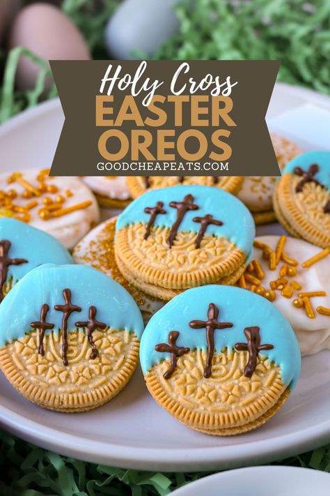 Easter Oreos are such an easy way to celebrate the holiday. These chocolate covered Oreos, piped with the crosses of Calvary, carry the miracle of Easter onto your dessert table. You only need Golden Oreos, chocolate candy melts, and blue candy melts to make these Easter cookies. Easter Desserts Cross, Easter Oreos Covered, Cross Shaped Food, Bible School Food Ideas, Back To School Baked Treats, Easter Cross Cookies, Creation Themed Snacks, Baking Ideas For Kids, Cute Christmas Recipes