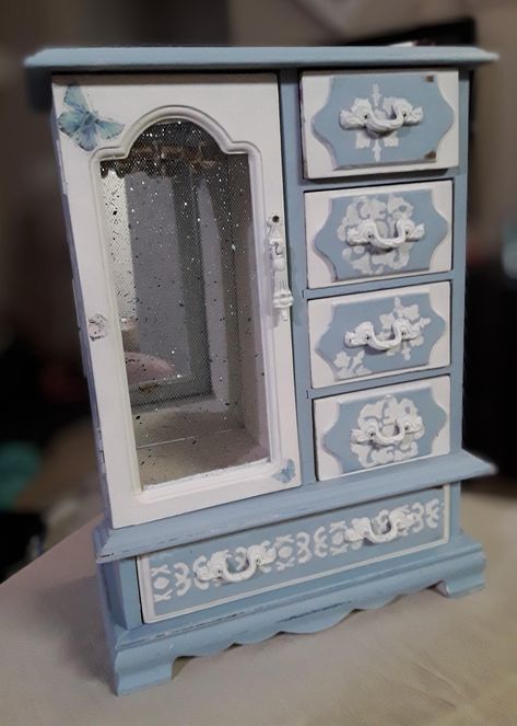 Hand painted Jewelry Box. Light blue and ivory with beautiful butterfly accents on sides of each drawer. Cinderella Room Decor, Jewelry Box Painting Ideas, Hand Painted Jewelry Boxes, Blue Room Paint, Jewelry Boxs, Cinderella Room, Pink Painted Furniture, Painted Jewelry Box, Box Makeover