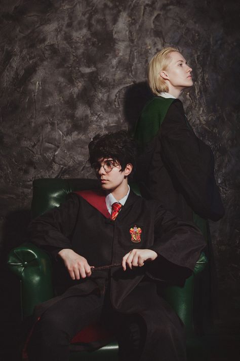 Drarry by famous-and-fabulous Drarry Cosplay, Harry Potter Photoshoot Ideas, Harry Potter Photoshoot, Tonks Harry Potter, Harry And Draco, Couple Cosplay, Drarry Fanart, Pumpkin Halloween Costume, Harry Potter Cosplay