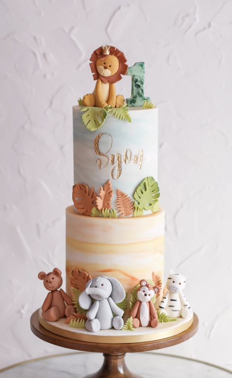 Layer Cake Jungle, Jungle Birthday Cakes, Jungle Theme Cakes, Kids Birthday Cake, Boys 1st Birthday Cake, Safari Cake, Baby Boy Birthday Cake, Gateau Baby Shower, Jungle Safari Birthday