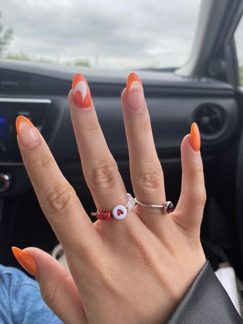 Acrylic McLaren F1 Nails Silverstone F1 Nails, Mclaren Inspired Nails, Lando Norris Nails Art, F1 Nail Ideas, Red Bull Nails F1, F1 Nails Designs Mclaren, Lando Norris Inspired Nails, College Football Game Outfits For Women, Lando Norris Nail Design