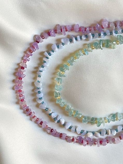 Gem Beads Jewelry, Gem Necklace Stones, Stone Beads Jewelry, Semi Precious Stone Necklace, Crystal Bead Necklace Diy, Cristal Necklace Diy, Pink Gemstone Beaded Necklace, Crystal Beaded Jewelry, Making Necklaces With Beads