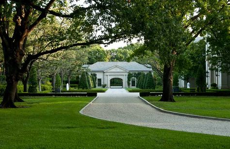 French entrance landscape by Lambert's Pea Gravel Driveway, Gable Roof Design, Low Country Homes, Pea Gravel Patio, Outdoor Decorating Ideas, Rustic Landscaping, Gravel Landscaping, Large Fire Pit, Gravel Patio