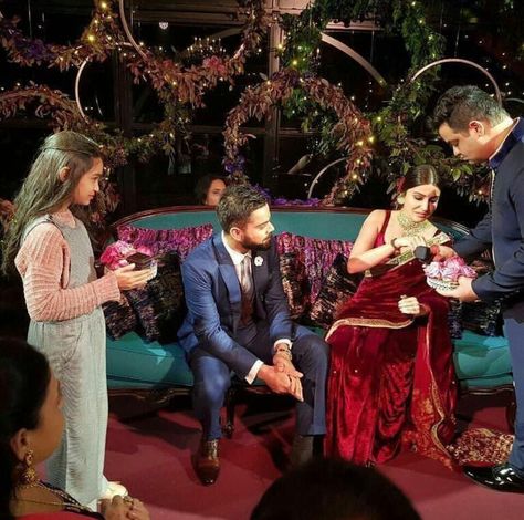 Engagement Anushka Sharma Engagement, Anushka Sharma Virat Kohli, Anushka Sharma And Virat, Bride Reception Dresses, Virat Kohli And Anushka, Engagement Saree, Virat And Anushka, Bride Outfits, Indian Men Fashion