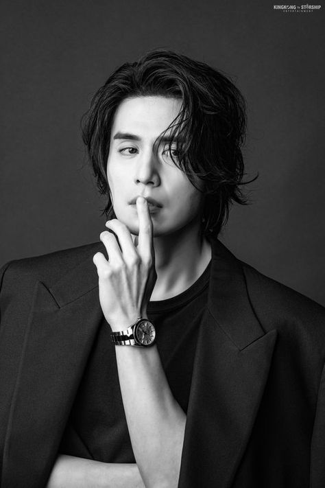 Lee Hyuk, Dong Woo, Boys Long Hairstyles, Drama Queen, Dong Wook, Lee Dong Wook, Korean Couple, Lee Jong Suk, Lee Jong