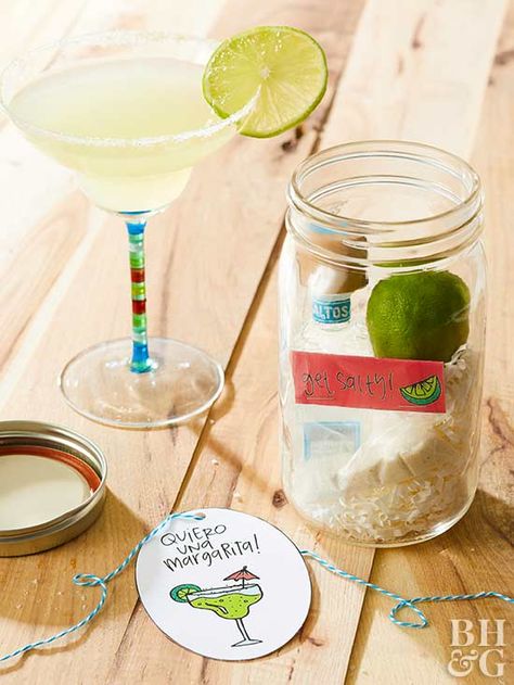 The key to a great margarita? Tequila—and these adorable gift tags! Gift the perfect marg! All you need is fresh lime, tequila, mix, and salt. Simply shake right in the jar and serve. No vacation needed. Margarita Gift Ideas, Alcoholic Gifts, Birthday Party Favors For Adults, Mason Jar Gift Tags, Tequila Mix, Baby Shower Favors For Guests, Spa In A Jar, Margarita Gifts, Mason Jar Terrarium