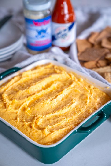 Carnival Eats, Horseradish Dip, Bar Bites, Cheese Spreads, 12 Tomatoes Recipes, Recipes Appetizers, Snack Dip, Cold Appetizers, 12 Tomatoes