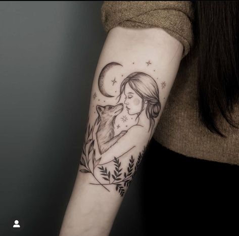 Moon Girl Tattoo, Mythical Creature Tattoo, Creature Tattoo, Wolf And Moon Tattoo, Self-love Tattoo Ideas, Tattoo Minimal, Self Love Tattoo, Moon Girl, Fox Tattoo