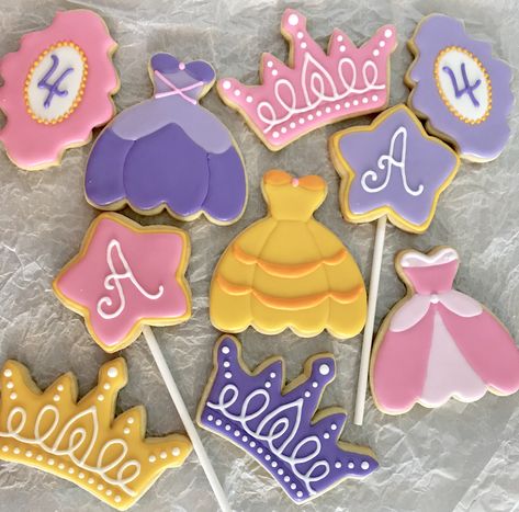 Disney Princess Sugar Cookies, Princess Sugar Cookies, Birthday Decorated Cookies, Disney Princess Cookies, Crown Cookies, Princess Birthday Party Decorations, Princess Cookies, Princess Theme Birthday, Princess Theme Birthday Party