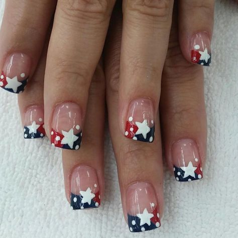 PRICES MAY VARY. 🚩Celebrate Independence Day in style with our 4th of July Press on Nails featuring American flag red and blue designs. 🚩Easy to apply and remove, these short square fake nails are perfect for a quick holiday manicure at home. 🚩Made of high-quality materials, these glue on nails provide a comfortable fit and a natural look. 🚩Show off your patriotic spirit with these full cover false nails that are ideal for Independence Day celebrations. 🚩Customer satisfaction is our top pri Chic Nail Art, Stunning Nails, 4th Of July Nails, July Nails, Nails Red, New Nail Art, Top Nail, Stick On Nails, Fabulous Nails