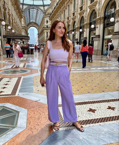 Lilac fashion outfit Lilac Trousers Outfit, Lilac Outfits, Lilac Trousers, Lilac Pants, Color Palette Summer, Palette Summer, Lavender Outfit, Lilac Top, Trousers Outfit