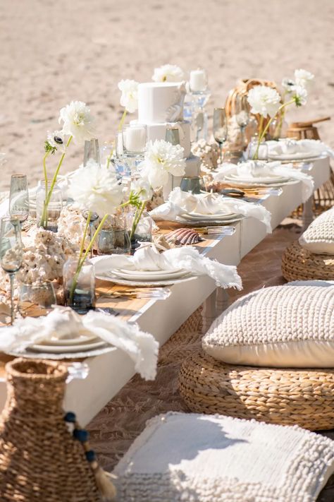 Bride of the Sea: a wedding on the beach - Today's Bride Decor With Pampas, Beach Bonfire Parties, Beach Dinner Parties, Beach Style Wedding, Beach Picnic Party, Table Setting Etiquette, Elopement Beach, Wedding On The Beach, Bonfire Party