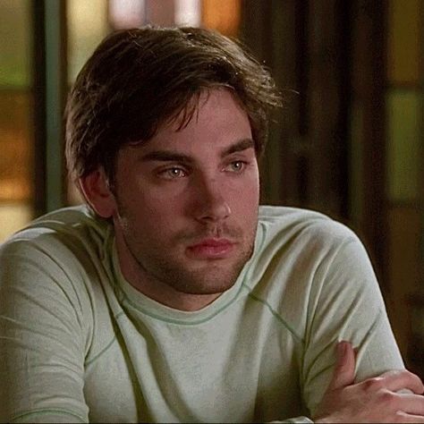 Chris Charmed, Chris Halliwell, Charmed 1998, Charmed Tv Show, Charmed Tv, Handsome Man, Full Body, Tv Shows, Tv