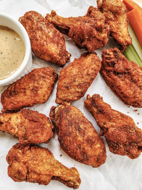 Dry Rubbed Chicken Wings - The Kitchen Coalition Dry Rub Wings, Dry Rub Chicken Wings, Spinach Artichoke Dip Easy, Hot Wing Recipe, Dry Rub For Chicken, Homemade Dry Rub, Spicy Fried Chicken, Fried Chicken Wings, Spinach Artichoke Dip