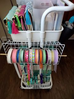 Kids Art Storage, Cart Organization, Dollar Store Organization, Diy Organizers, Craft Cart, Dollar Store Diy Organization, Craft Storage Organization, Dollar Store Hacks, Shower Organization