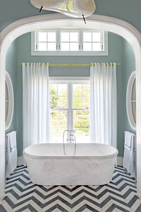 Dix Blue by Farrow & Ball Blue Green Paint, Achille Salvagni, Wet Bar Designs, Dix Blue, Best Interior Design Websites, Coastal Flooring, Coastal Curtains, Blue Green Paints, Coastal Bathrooms