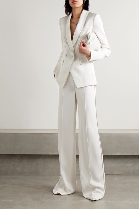 Veronica Beard's otherwise simple 'Millicent' pants are decorated with crystal-embellished piping along the side of each wide leg. They're tailored from fluid satin-crepe and have a high-rise waist and exposed seams through the front. Tailored Suit Women, Graduation Suits For Women, Graduation Suits, Bride Suit, Grad Ideas, White Suit, All White Outfit, Costume Intero, White Blazer