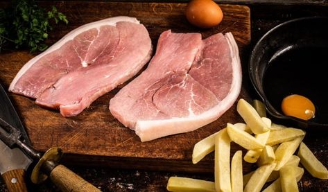 What’s the best way to cook a gammon steak? | The Devon Daily Gammon Steak Recipes, Baked Gammon, How To Cook Gammon, Steak On Stove, Gammon Steak, Gammon Recipes, Delicious Steak, Cauliflower Cheese, Zucchini Fritters